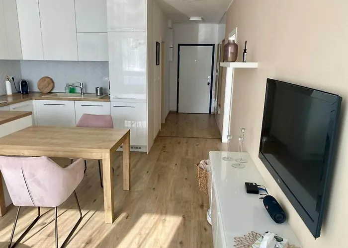 شقة Bratislava, Lucao Family Apartment, Balcony, Free Parking, Aircondition, 8Km Old Town براتسيلافا